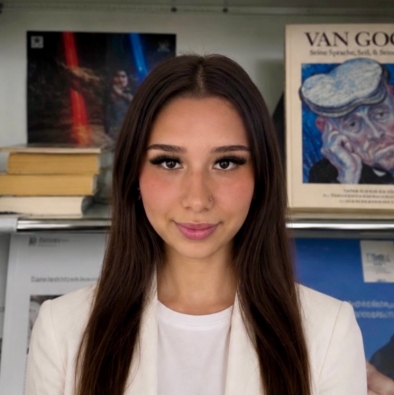 Esen Indira Celenk